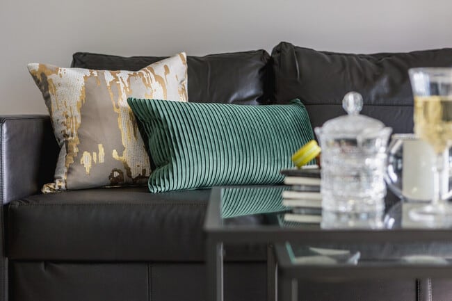 Photo du bâtiment - 168 Dan Leckie Way