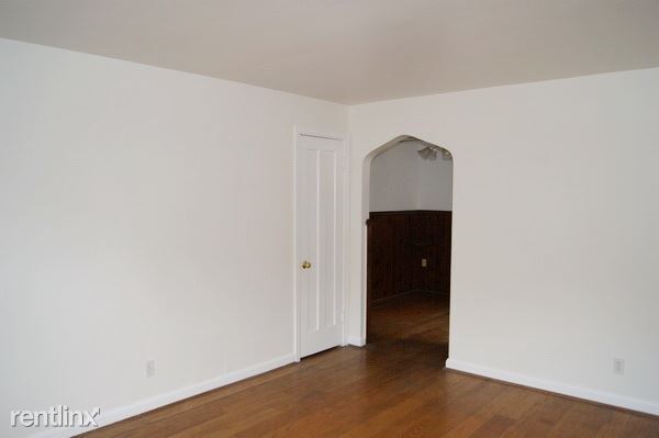 Foto del edificio - 4022 Paxton Ave