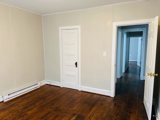 Foto del edificio - 103 W Germain St