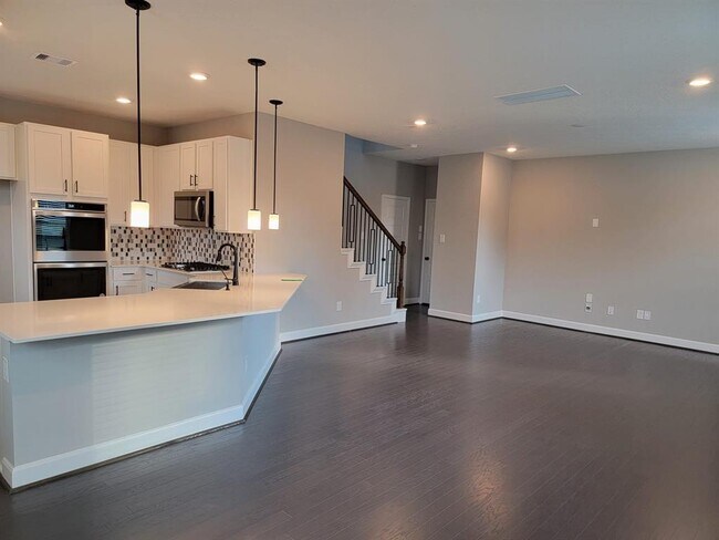 Foto del edificio - 8612 Cedar Brook Point Dr