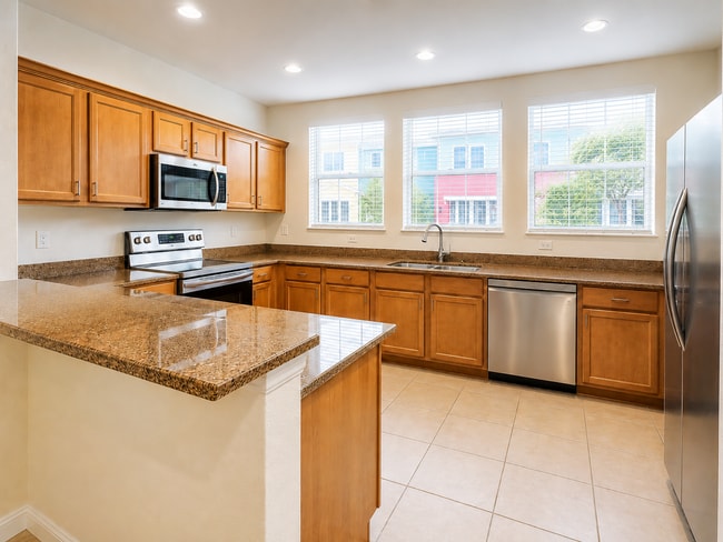 Building Photo - 770 Millbrae Ct