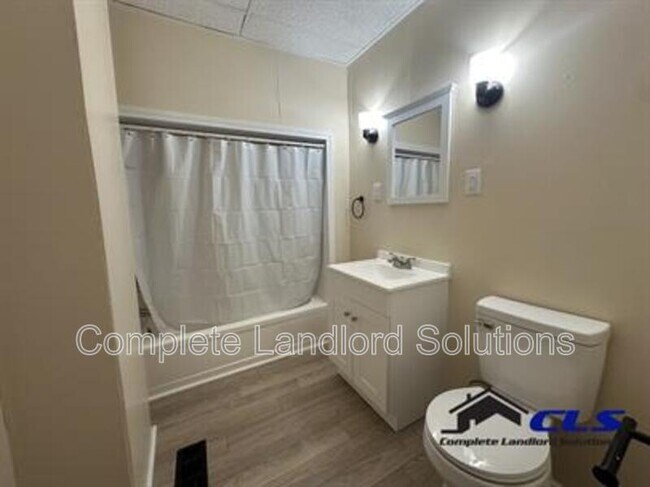 Foto del edificio - 1030 N 14th St