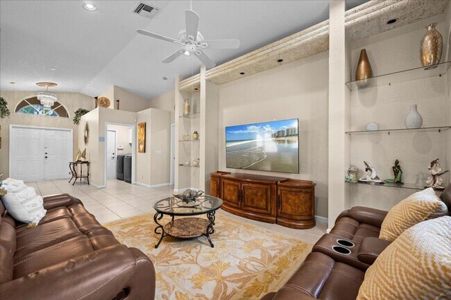 Foto del edificio - 12127 Sunset Point Dr