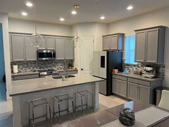 Building Photo - 8250 Nemours Pkwy