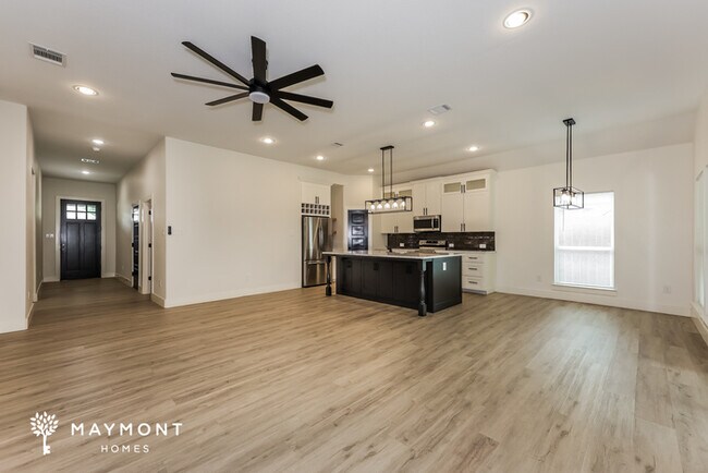 Foto del edificio - 2706 NW Loraine St