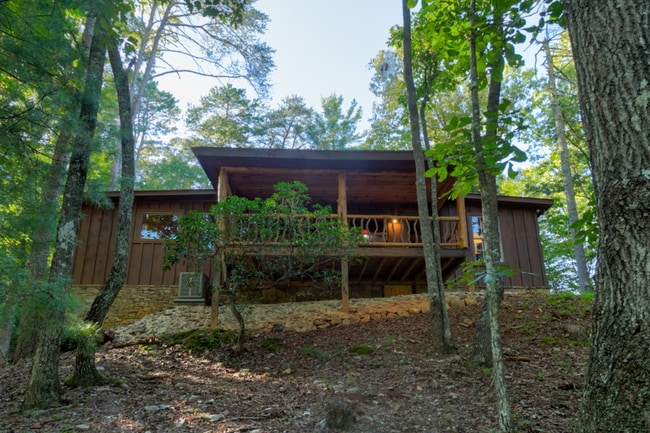 Foto del edificio - 250 Lovell Ln