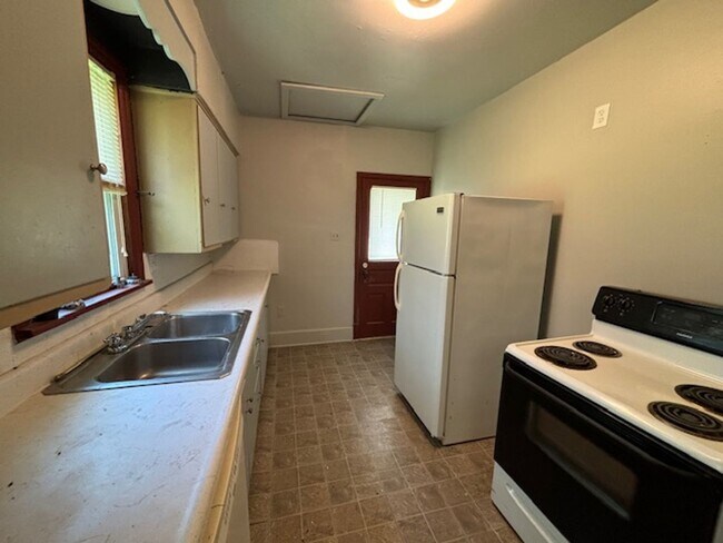 Foto del edificio - Single Family Home