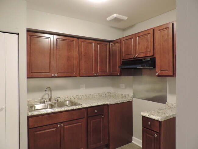 Foto del edificio - 16W535 79th St