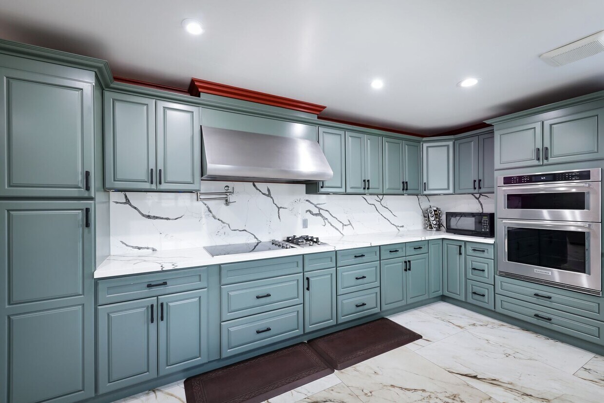 Primary Photo - FOR RENT Fully Remodeled 4 Bed / 3 Bath Home on 2.4 Acres Modern Upgrades & Open Land