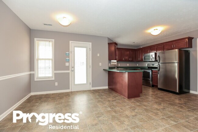Building Photo - 7001 Westfork Dr