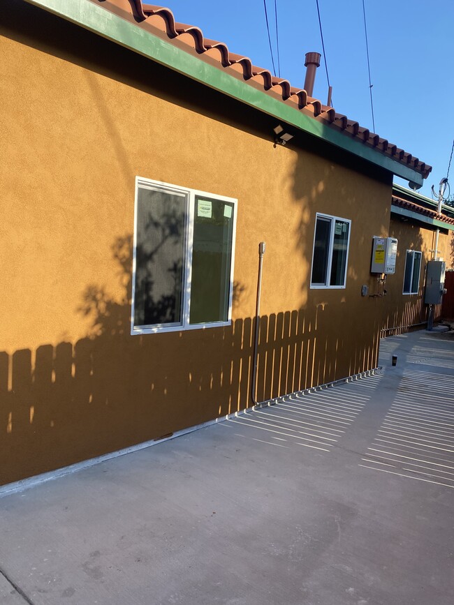 Building Photo - 4027 Bemis St