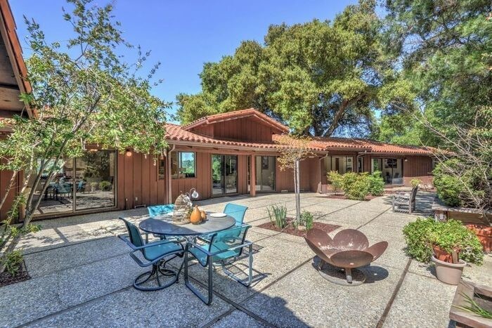 Foto principal - 11460 Summit Wood Rd