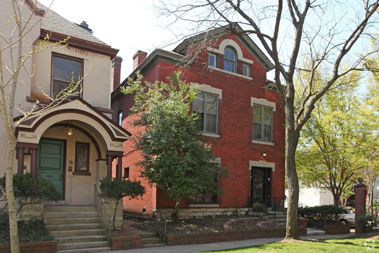 Primary Photo - 530 Belgravia Ct