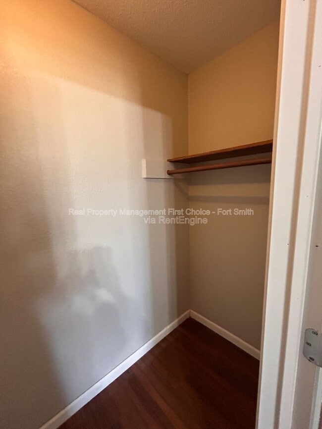 Foto del edificio - 1010 S 19th St