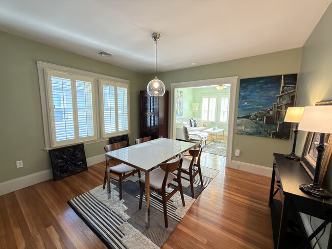 Foto del edificio - 20 Magnolia Ave