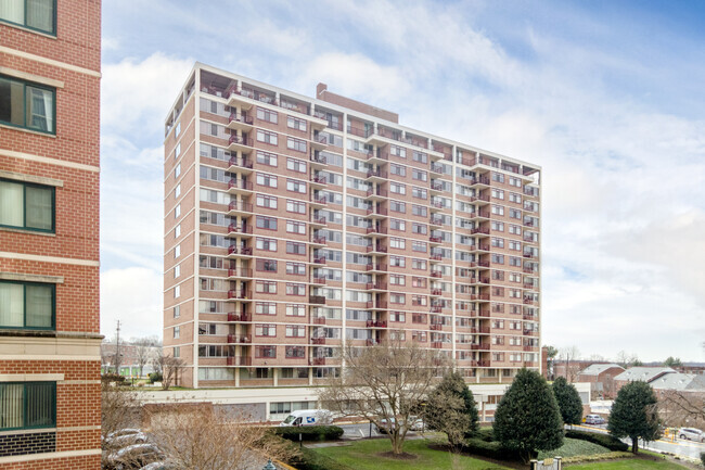 Foto del edificio - Mica Condominiums