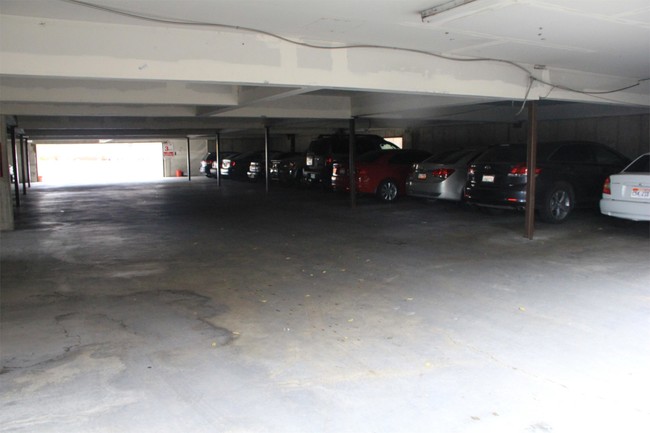 Building Photo - 769 N 200 E