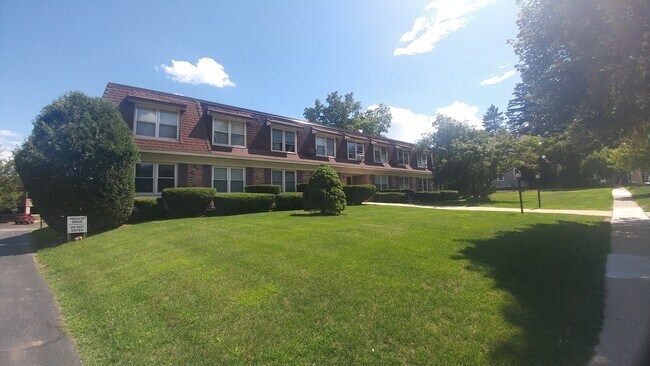Building Photo - 350 Brainerd Ave