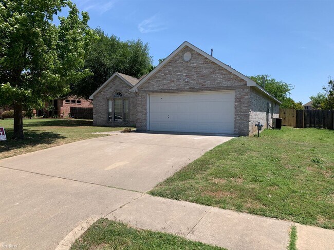 Foto del edificio - 3 br, 2 bath House - 1142 Robin Circle