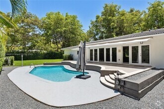 Building Photo - 601 Tibidabo Ave