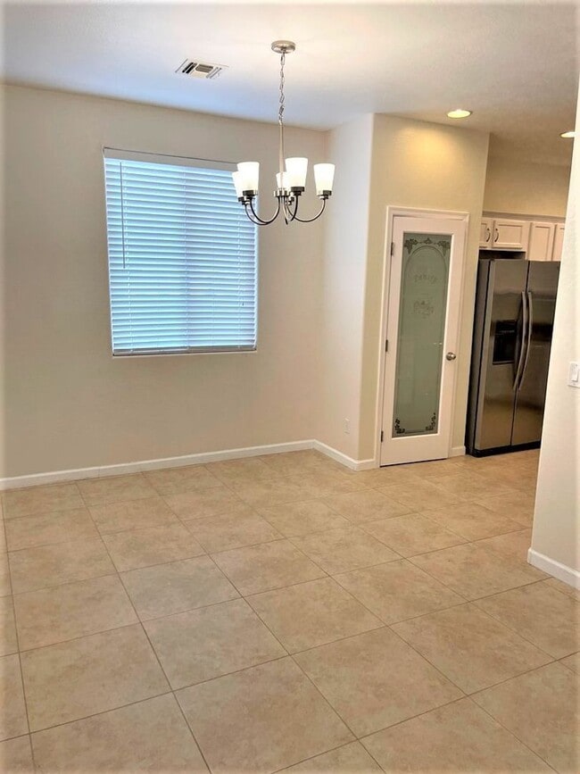 Foto del edificio - 230 N 174th Dr