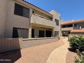 Building Photo - 11666 N 28th Dr