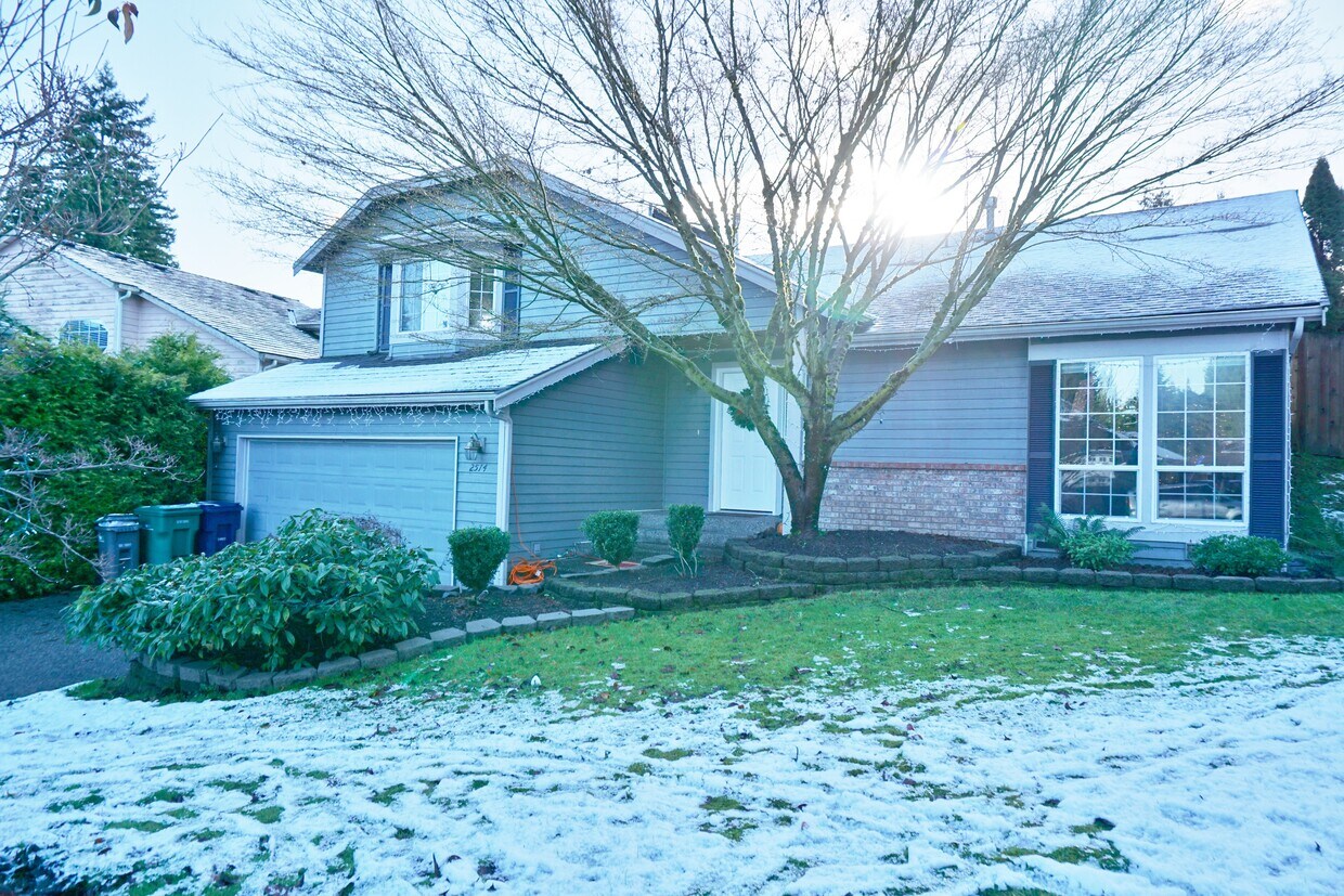 Foto principal - 2514 113th St SE