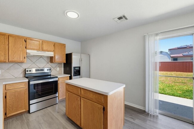 Building Photo - 5518 Orts Dr