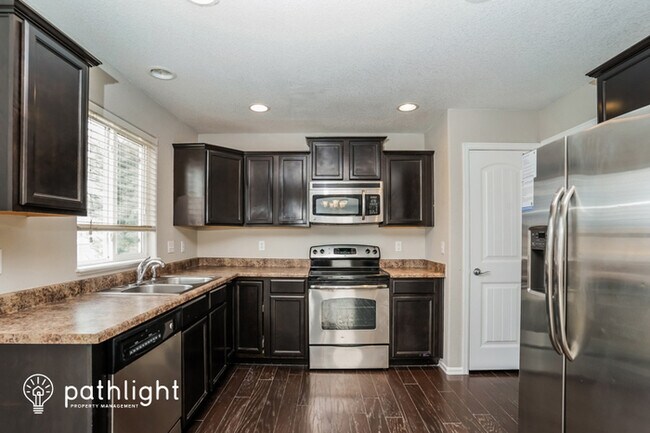 Foto del edificio - 2728 Sierra Springs Drive, Colorado Spring...