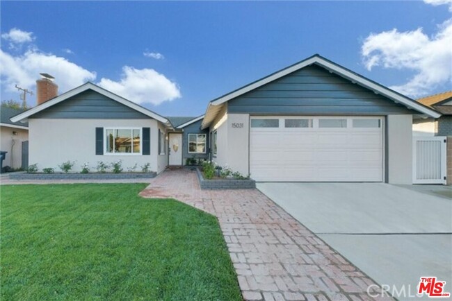 Building Photo - 15031 Eton Cir