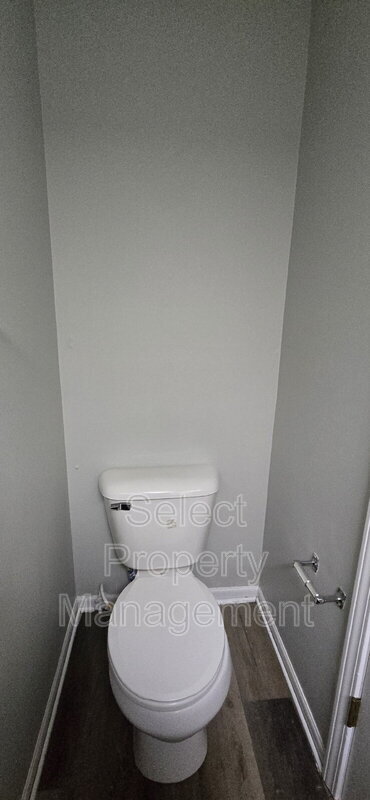 Foto del edificio - 5448 Evard Rd