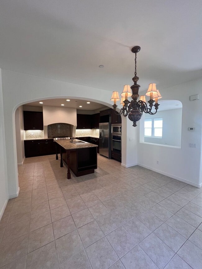 Foto del edificio - Portola Hills Beauty