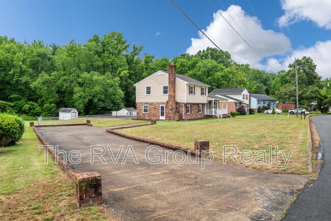 Foto del edificio - 2425 Capehart Rd