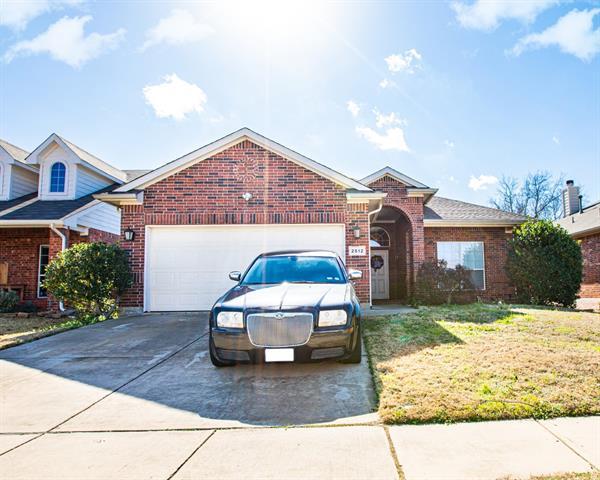 Primary Photo - 2512 Priscella Dr