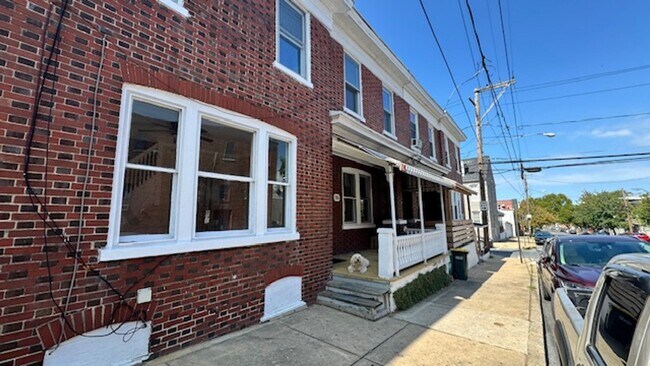 Foto del edificio - 116 N Marshall St