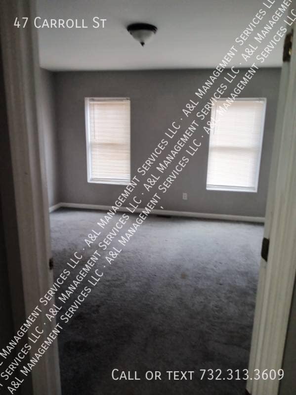 Building Photo - 47 Carroll St