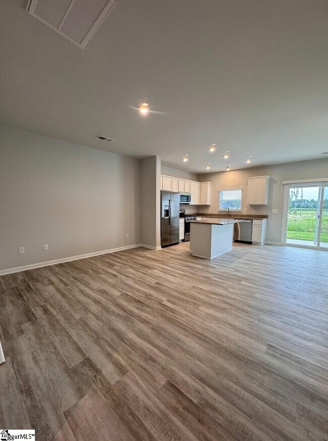 Building Photo - 106 Randwick Ln