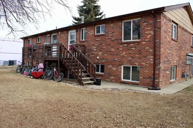 Foto del edificio - Spacious 2-Bedroom, 1-Bathroom Apartment in a Quiet Longmont 4-Plex! Available NOW!