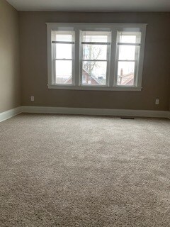 Building Photo - 608 Orient Ave