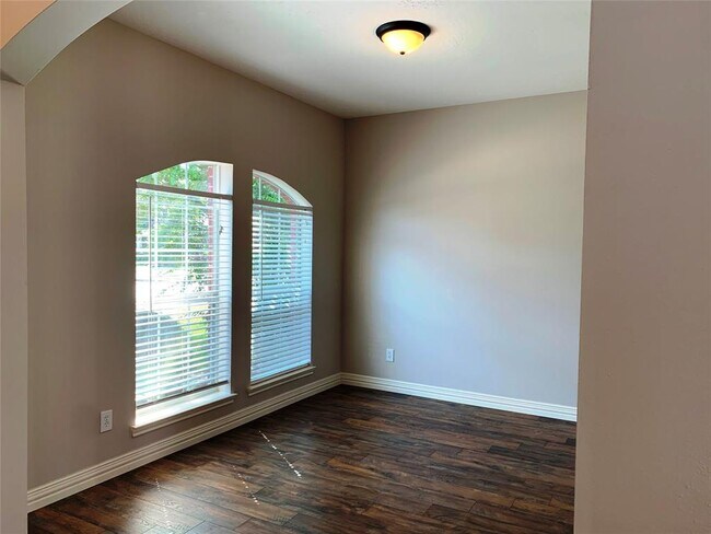 Building Photo - 3606 Kale St
