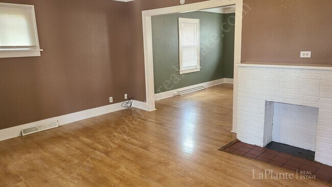Building Photo - East Toledo Home for Rent