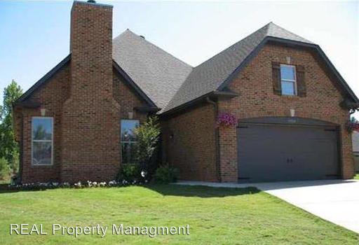 Primary Photo - 15904 Coldwater Dr
