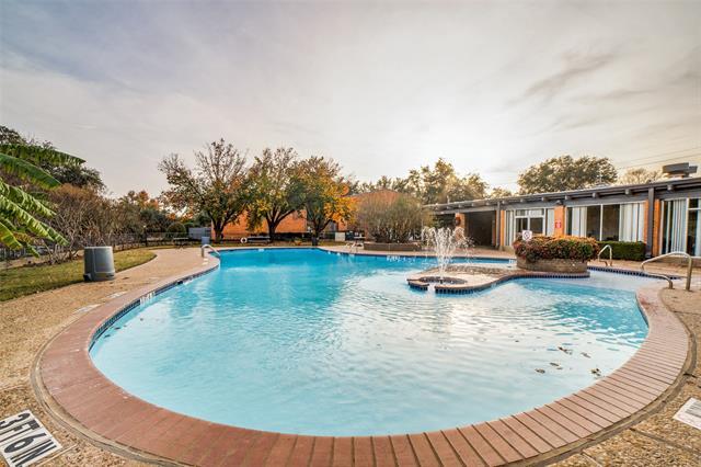 Foto principal - 570 E Avenue J
