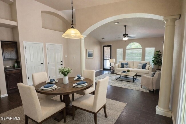 Foto del edificio - 13514 Everingham St