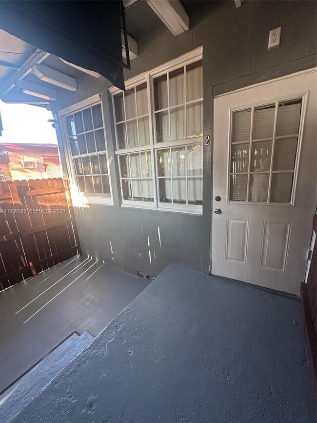 Building Photo - 40 NW 58th Ave