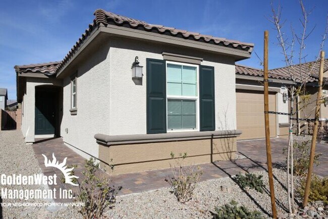 Building Photo - 5885 Casa Branca St