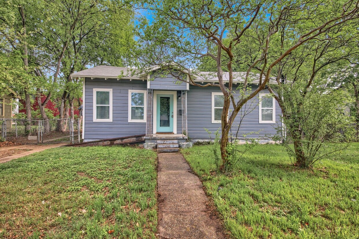 Foto principal - Stainless steel appliances, Granite counte...