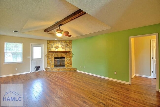 Building Photo - 948 Wedgewood Way