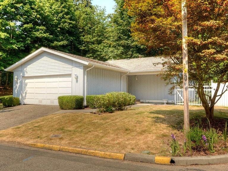 Primary Photo - 12202 NE 149th Pl