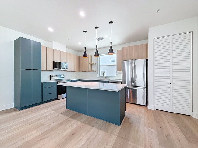 Photo - 342 14th St N Townhome